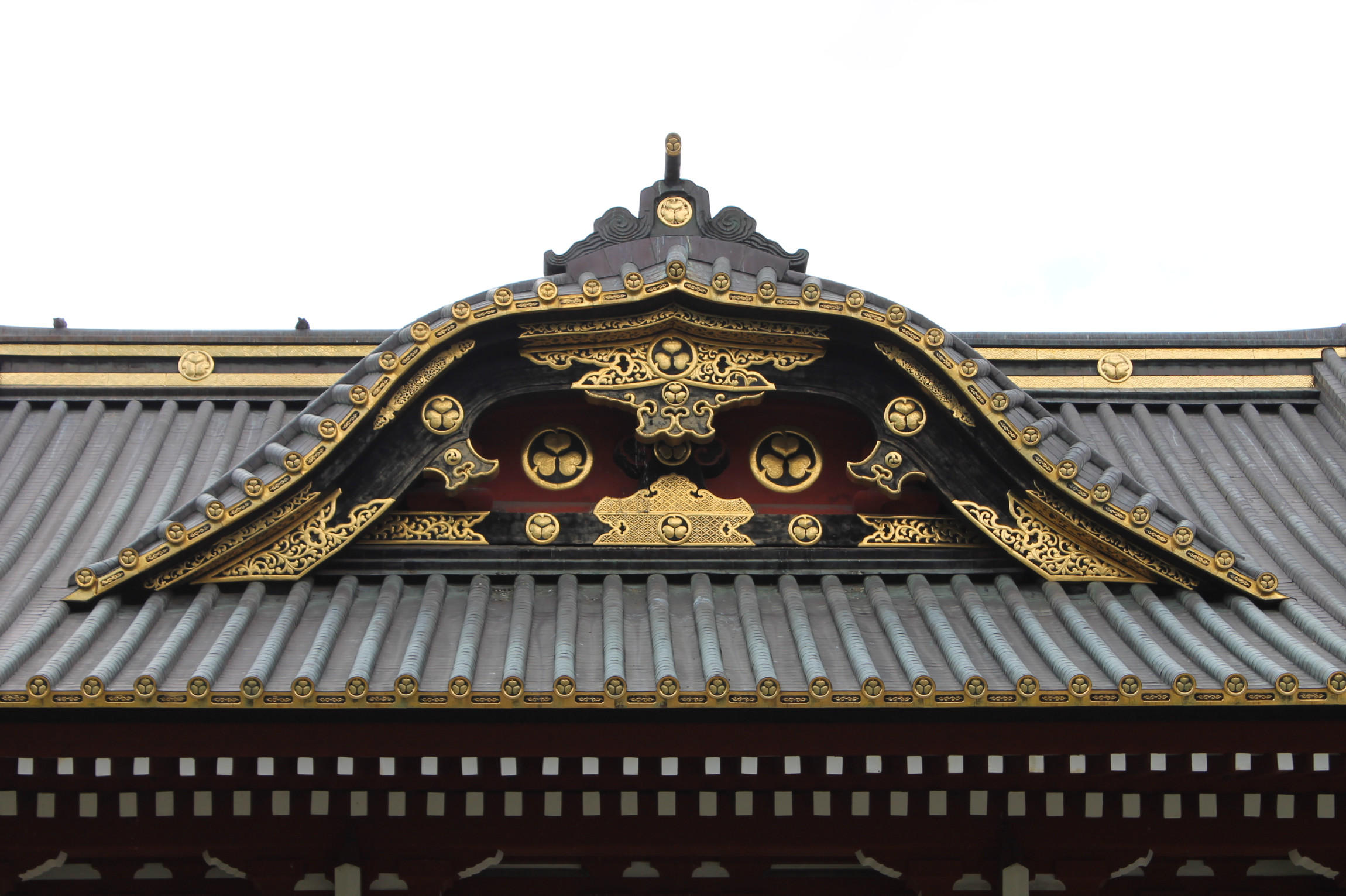 Zōjō-ji Temple: Detail of temple gate