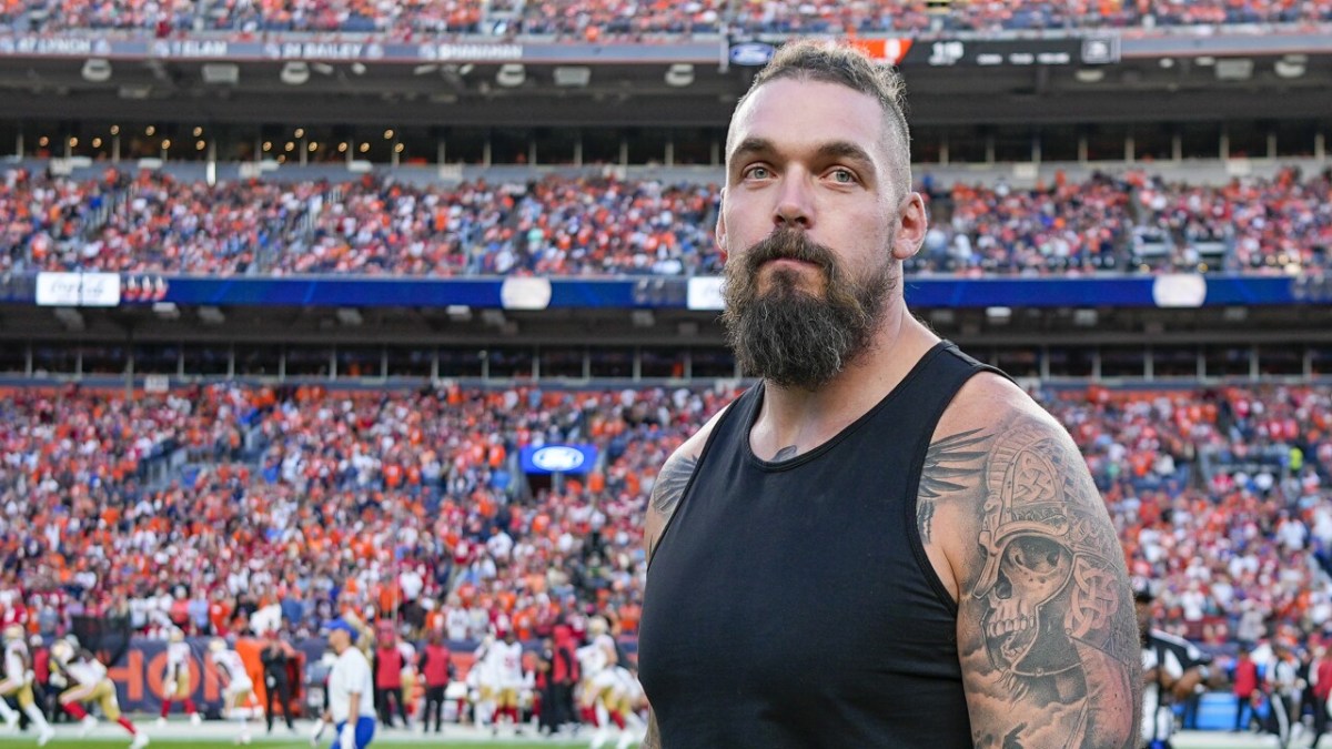 Manly, Heroic Ex-NFL Player Kills Puma For Fun, Cries About&nbsp;Backlash